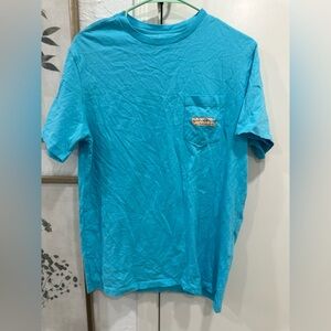This is a bright blue vineyard vines tee.